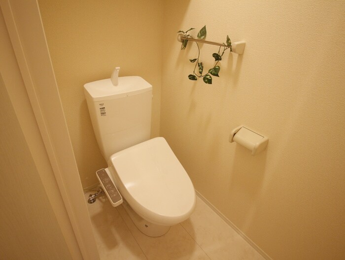 物件内観写真15　(トイレ)