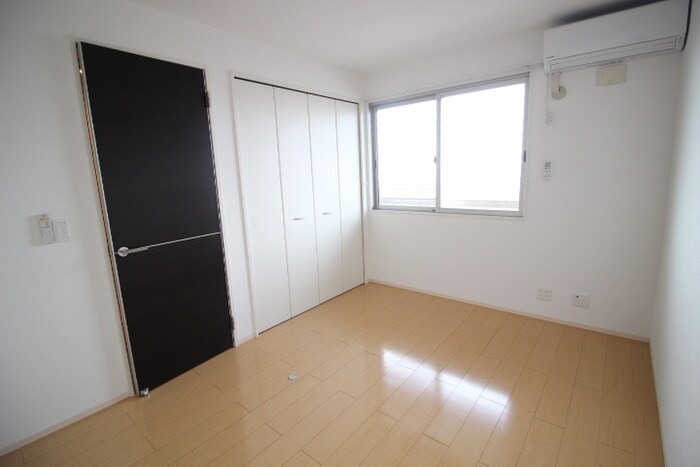 物件内観写真21　(居室)