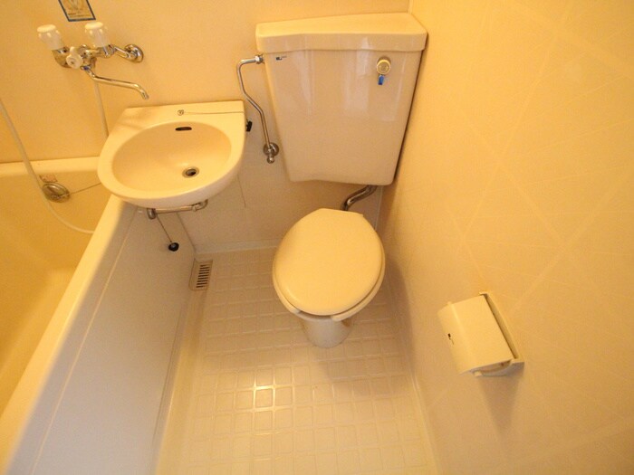 物件内観写真10　(トイレ)