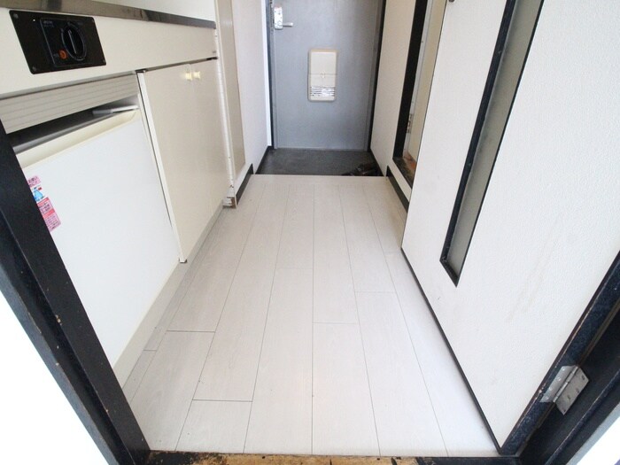 物件内観写真19　(廊下)