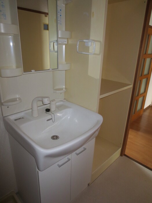 物件内観写真11　(洗面)