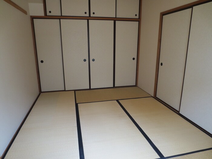 物件内観写真15　(居室)