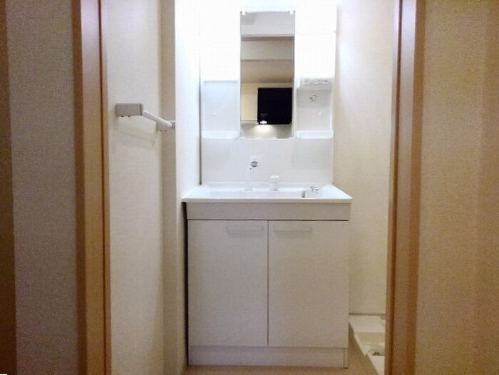 物件内観写真6　(洗面)