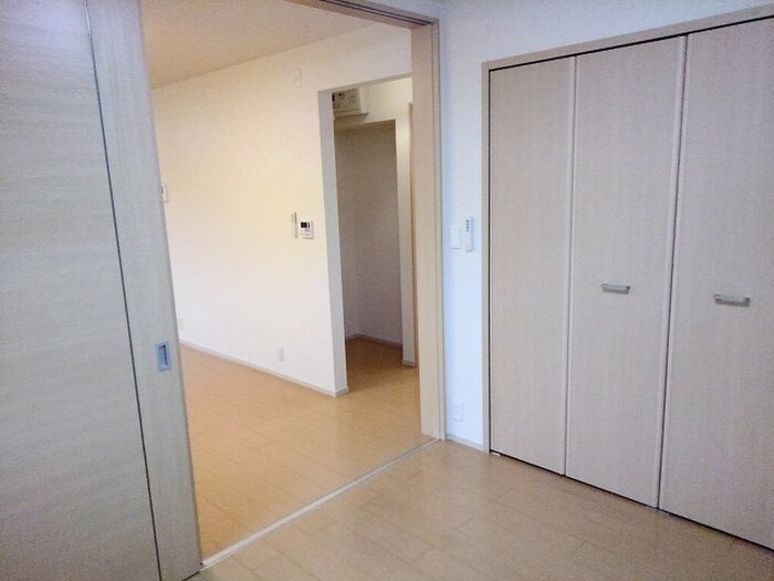 物件内観写真10　(居室)