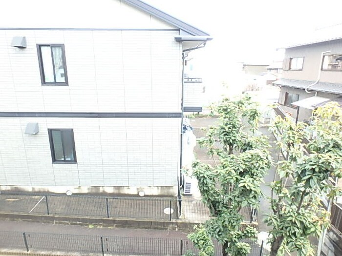 物件内観写真17　(室内からの展望)