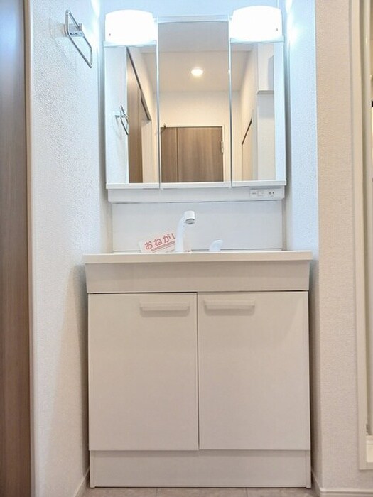 物件内観写真6　(洗面)