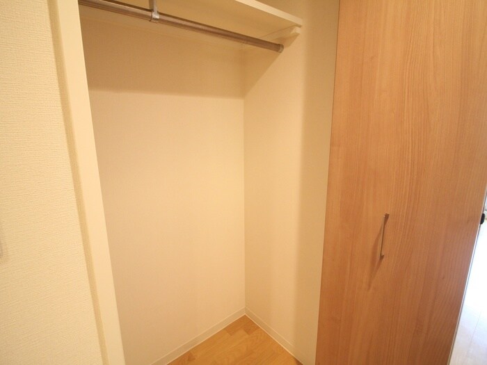 物件内観写真17　(収納)
