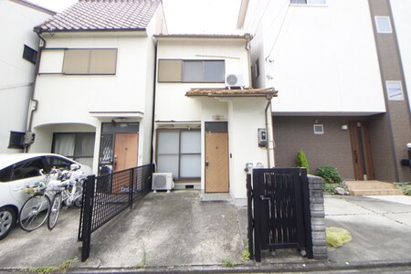 志賀町3丁目戸建貸家外観写真