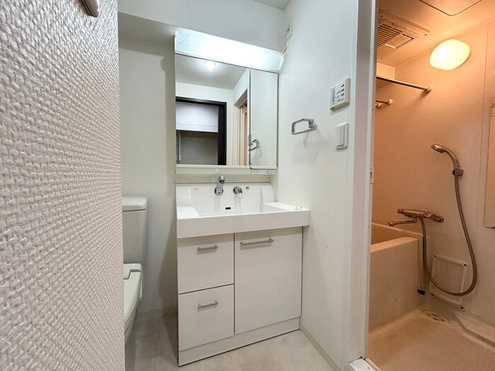 物件内観写真12　(洗面)