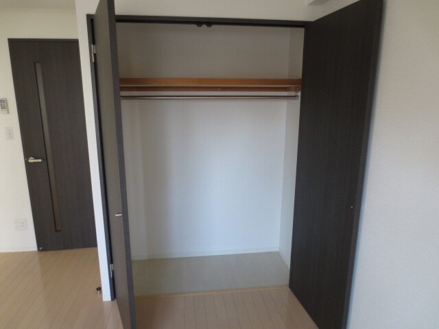 物件内観写真15　(収納)