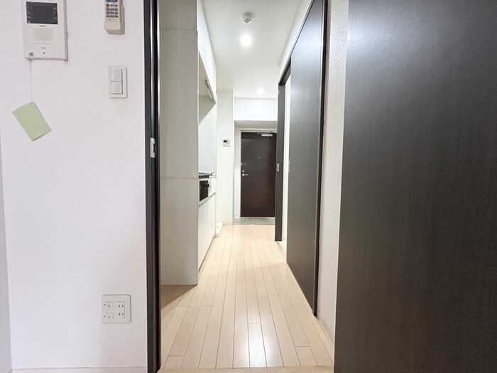 物件内観写真19　(廊下)