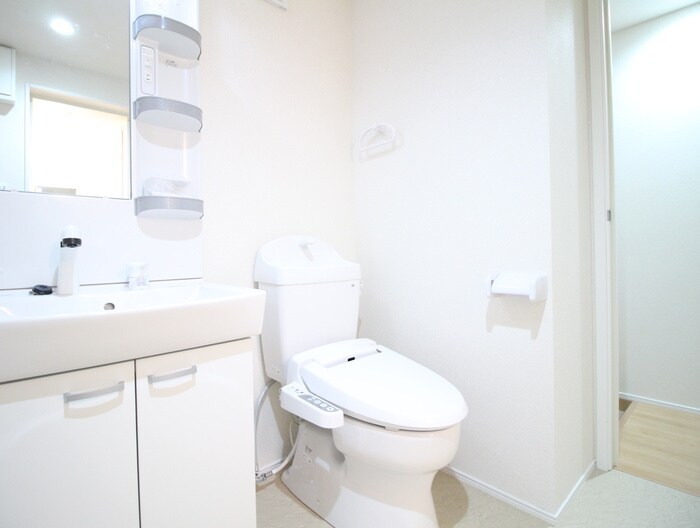 物件内観写真13　(トイレ)