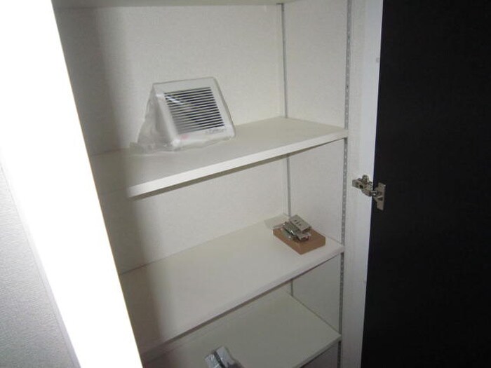 物件内観写真17　(靴箱)