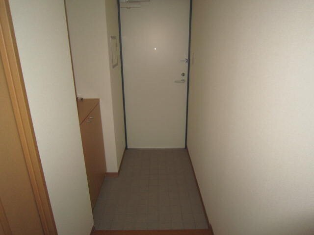 物件内観写真15　(玄関)