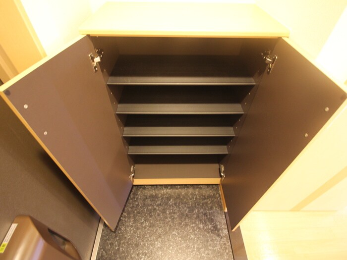 物件内観写真17　(靴箱)