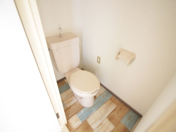 物件内観写真11　(トイレ)