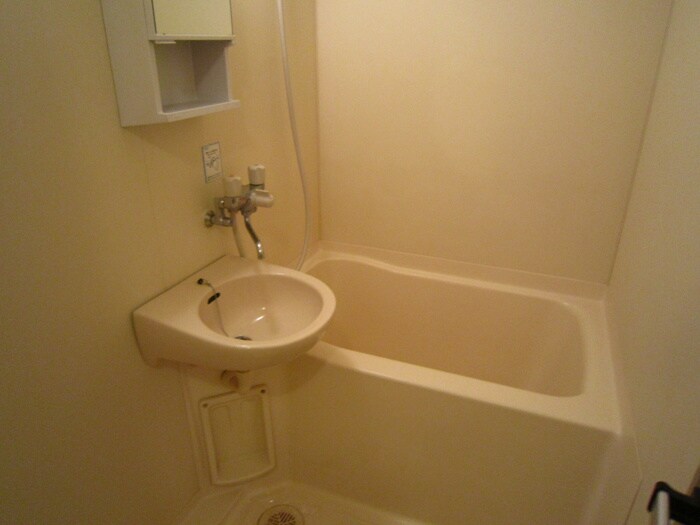 物件内観写真12　(バス／シャワールーム等)