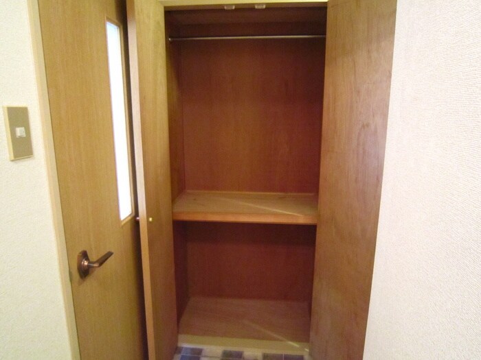 物件内観写真17　(収納)