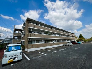 メゾンドヨサミＡ外観写真