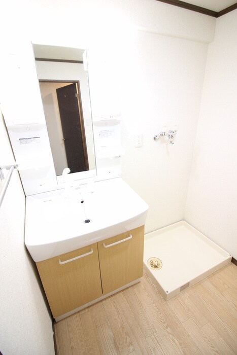 物件内観写真8　(洗面)