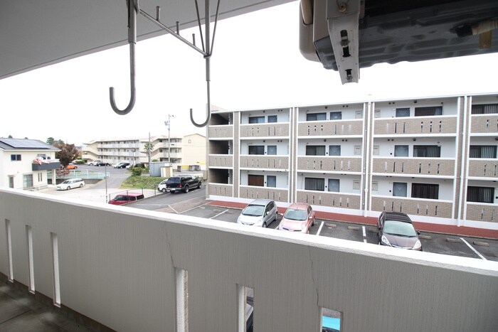 物件内観写真16　(室内からの展望)