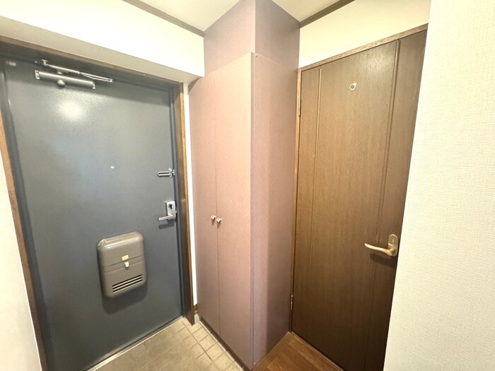 物件内観写真16　(靴箱)