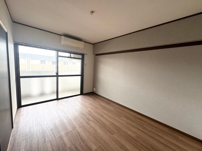 物件内観写真21　(居室)