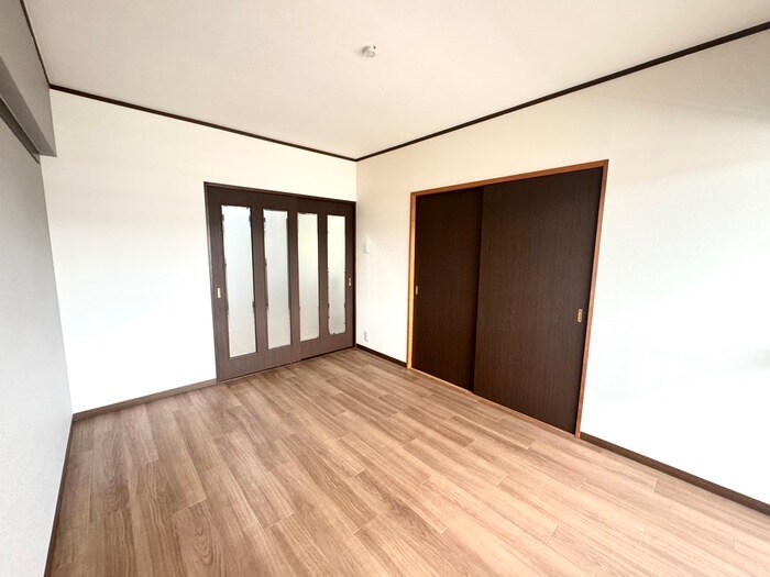 物件内観写真22　(居室)