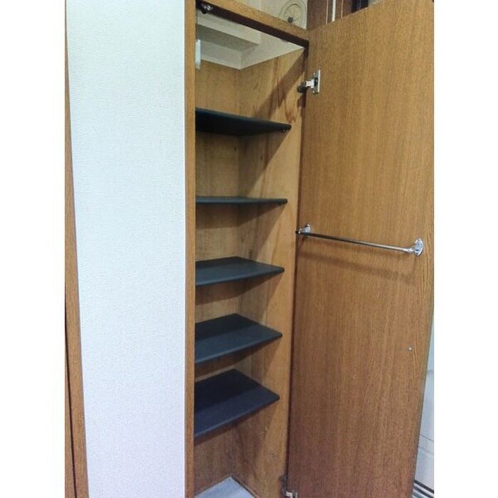 物件内観写真8　(靴箱)