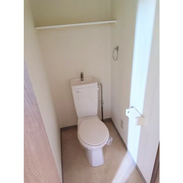 物件内観写真13　(トイレ)