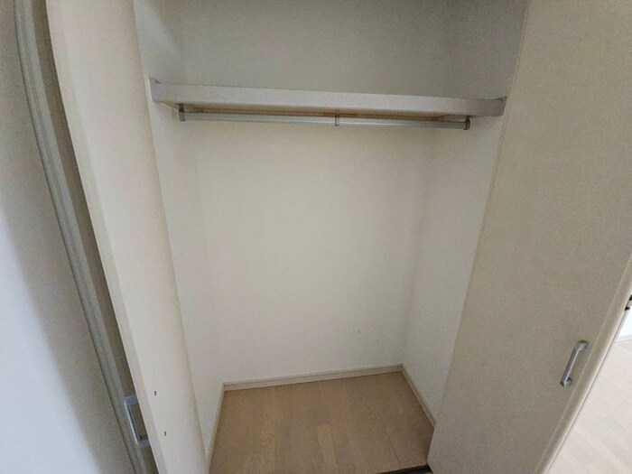 物件内観写真15　(収納)