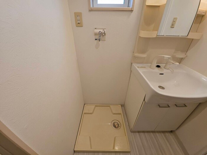 物件内観写真20　(洗濯機置場)