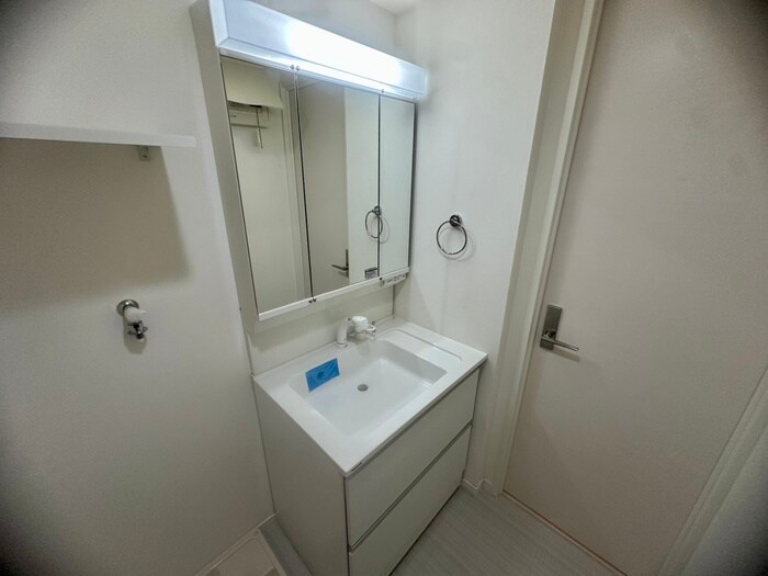 物件内観写真16　(洗面)