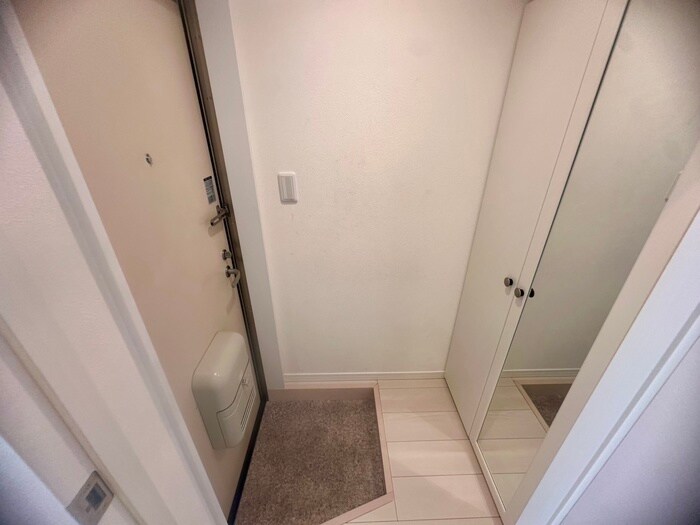 物件内観写真20　(玄関)