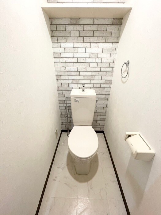 物件内観写真15　(トイレ)