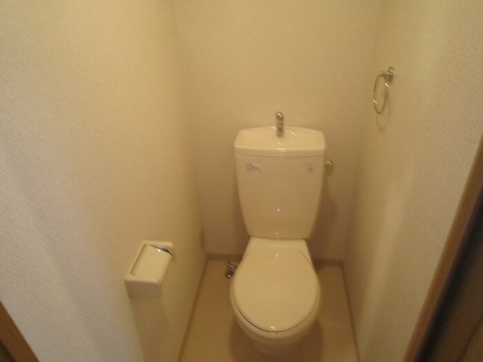 物件内観写真13　(トイレ)