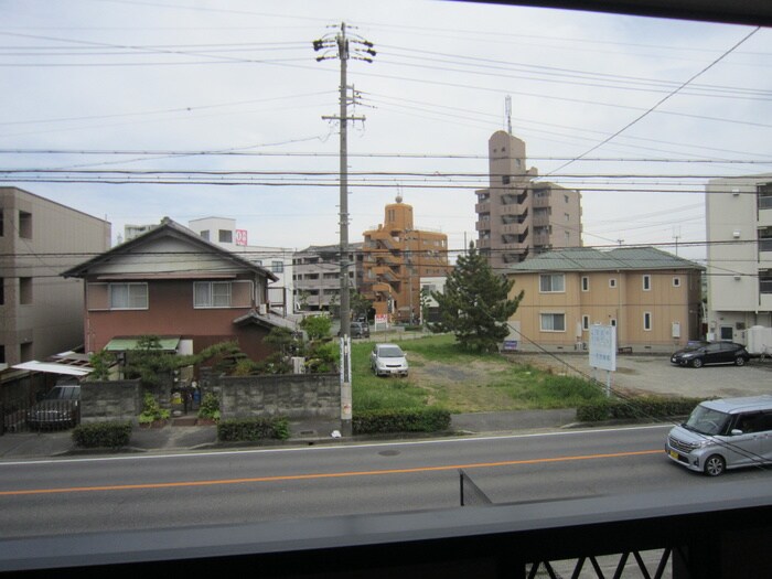 物件内観写真17　(室内からの展望)