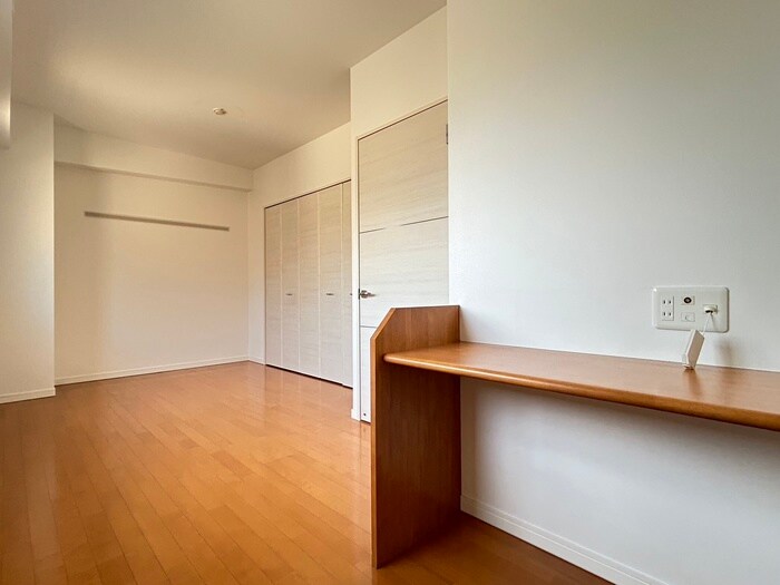 物件内観写真9　(居室)