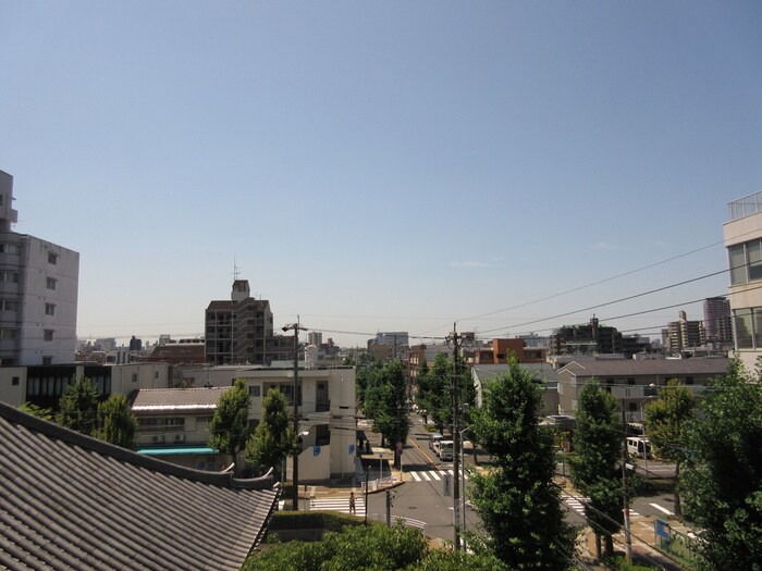 物件内観写真18　(室内からの展望)