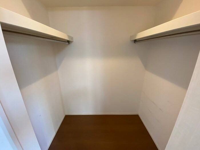 物件内観写真10　(収納)