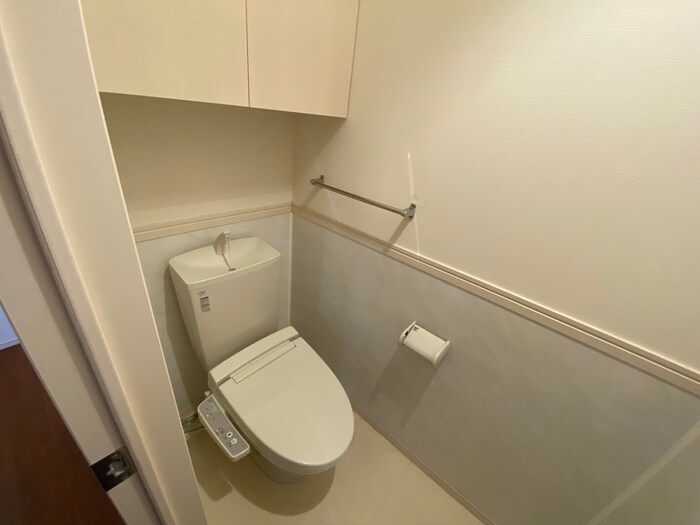 物件内観写真13　(トイレ)