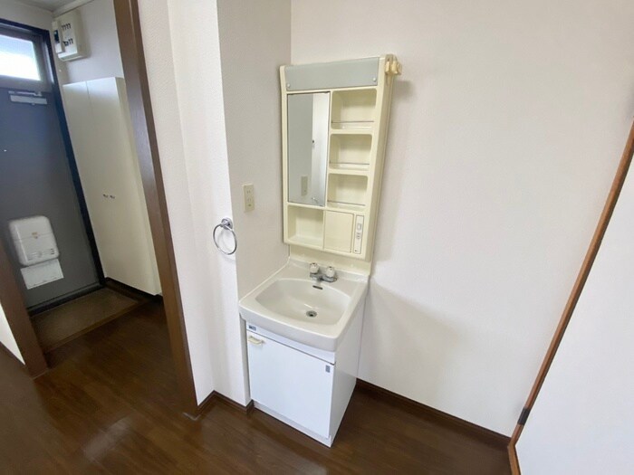 物件内観写真10　(洗面)