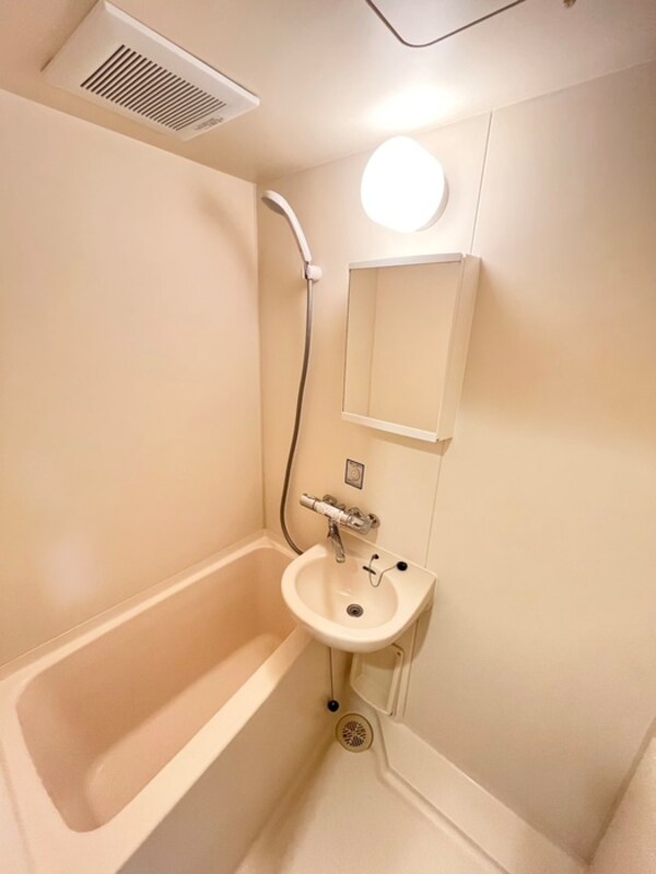 バス／シャワールーム等