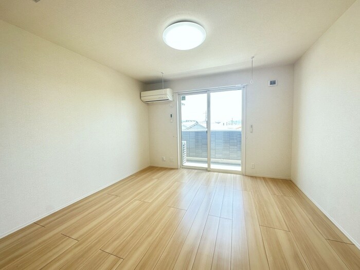 物件内観写真7　(居室)