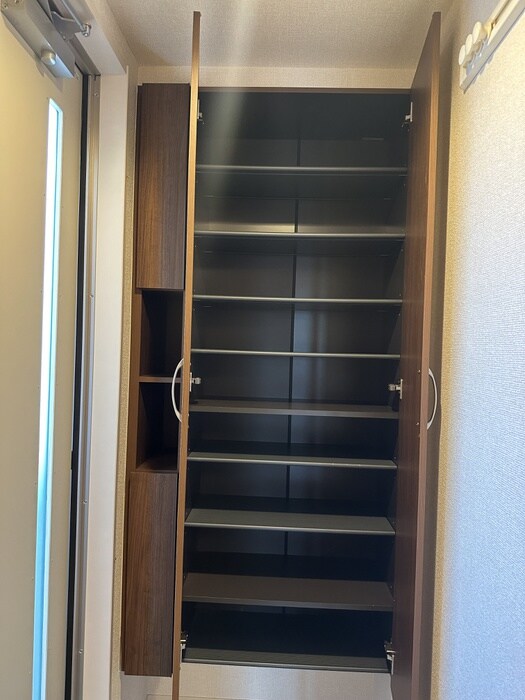 物件内観写真17　(靴箱)