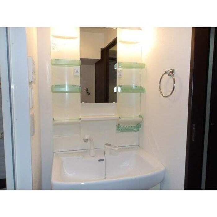 物件内観写真11　(洗面)