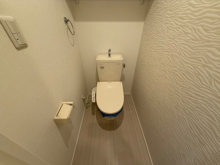 物件内観写真14　(トイレ)