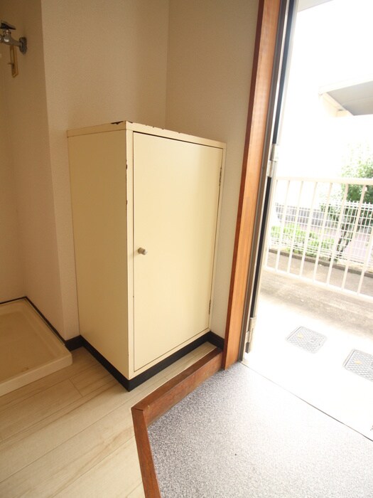 物件内観写真8　(靴箱)