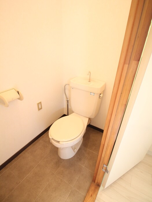 物件内観写真12　(トイレ)