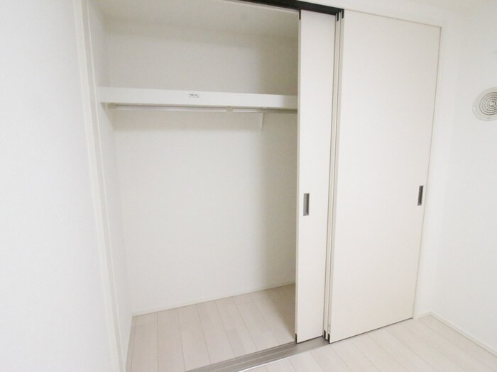 物件内観写真11　(収納)